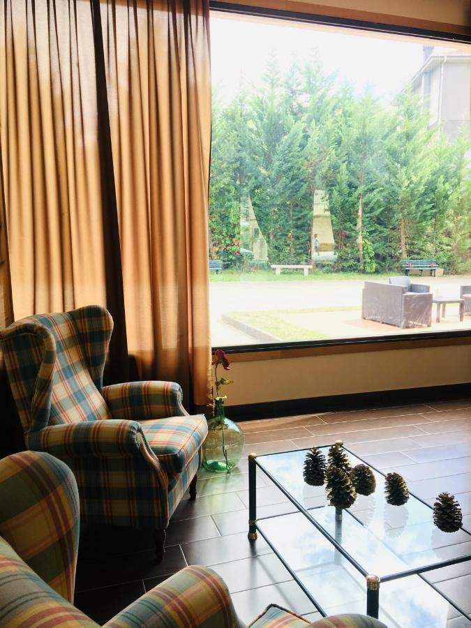Hotel Av Apartamentos Lobios Eksteriør bilde